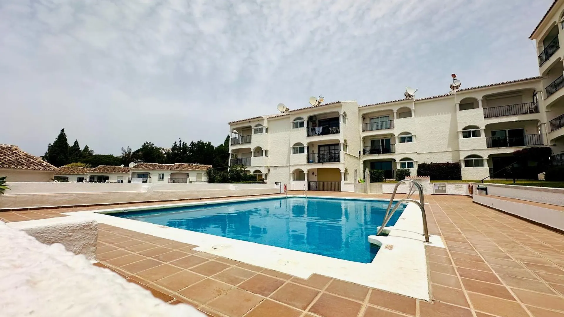 Bajo Con Terraza En La Costa Del Sol Apartment Malaga