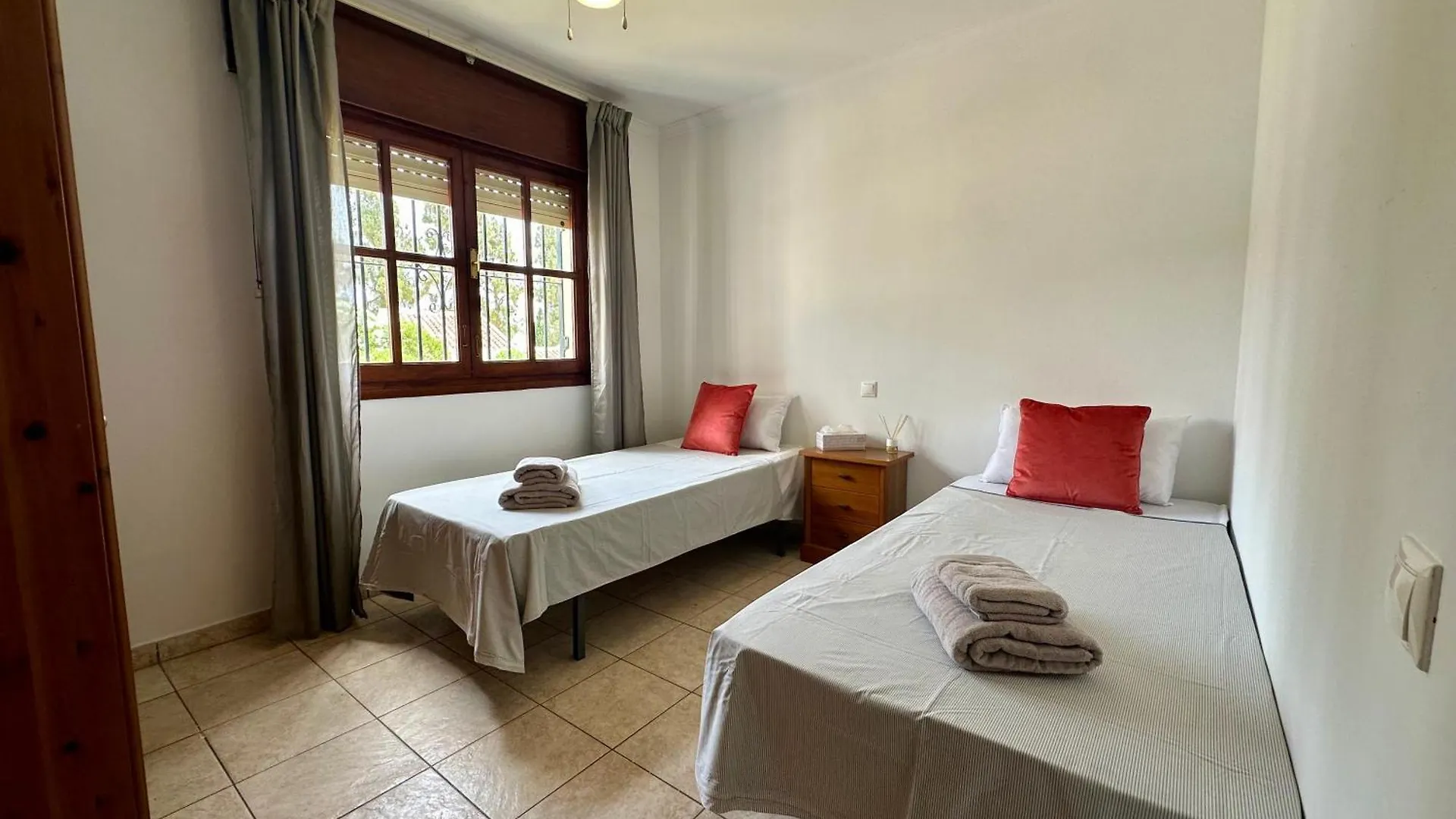Bajo Con Terraza En La Costa Del Sol Apartment Malaga Spain